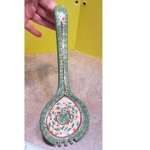 Temp-Tations Old World Green Salad Serving Spoon Rest Ceramic Floral Hand Paint